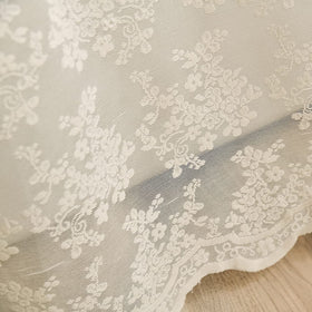 YJ YANJUN vintage lace pattern elevates bathroom decor.