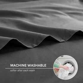 Machine washable preshrunk cotton for simple care.