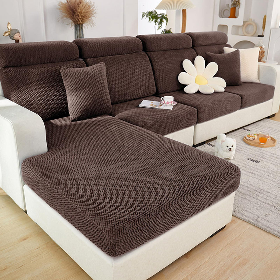 Yoovat couch cushion cover with 360° protection against stains and wear.