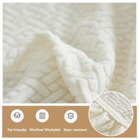 Yoovat couch cushion cover is machine washable for easy maintenance.