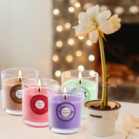 YOROXRG fig candle creates earthy scent for intimate gatherings