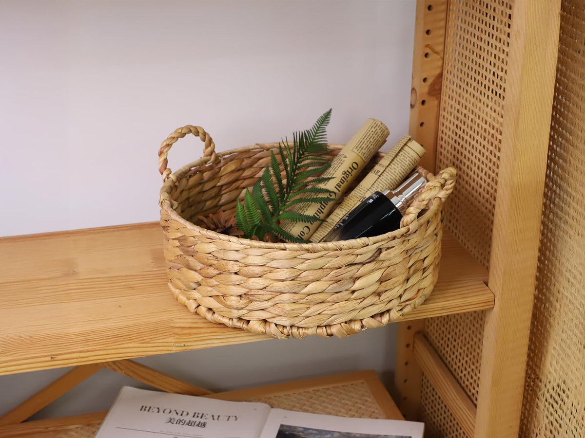 YRLSOTGE two-handle basket is easy to move during quick cleaning.
