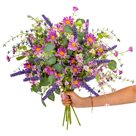 YUGALI 20-inch artificial flowers bouquet with daisies and lavender for elegant vase display.
