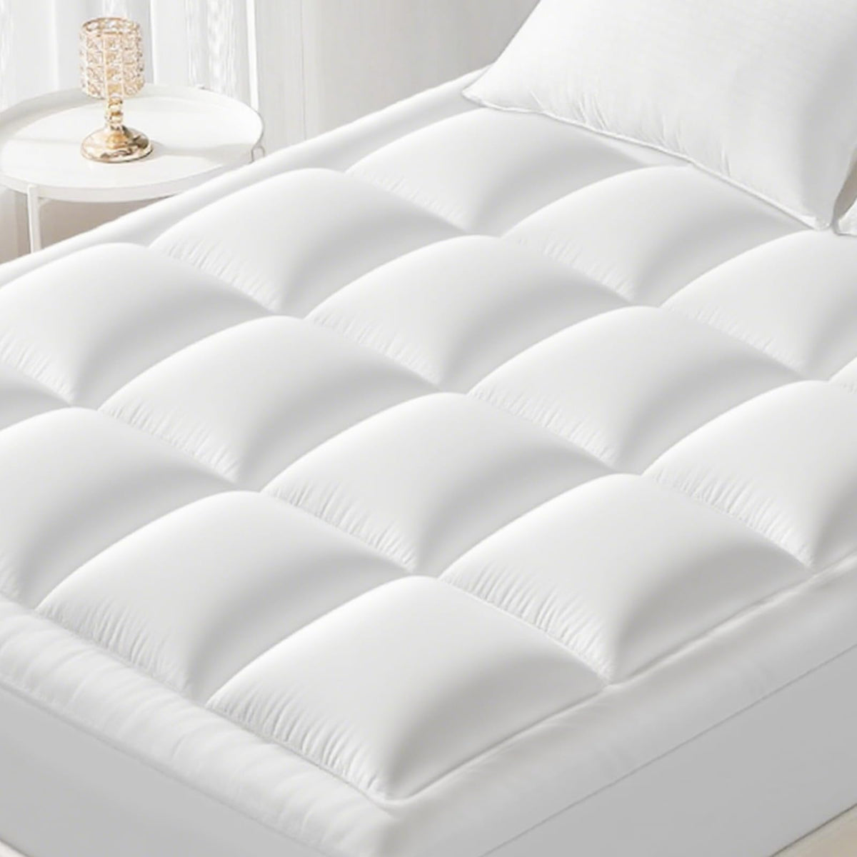 YUGYVOB full-size topper with 7D spiral fiber for plush, responsive comfort