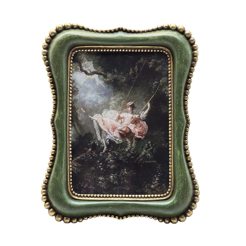 YULINK 4x6 vintage green frame front view, ideal for showcasing cherished memories.
