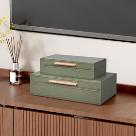 YUNSCEND green PU leather box with faux suede lining protects belongings.