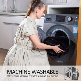 YUSOKI machine-washable faux fur blanket for easy care