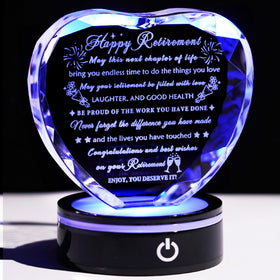 YWHL crystal heart keepsake delivers lasting memories for retirement moments