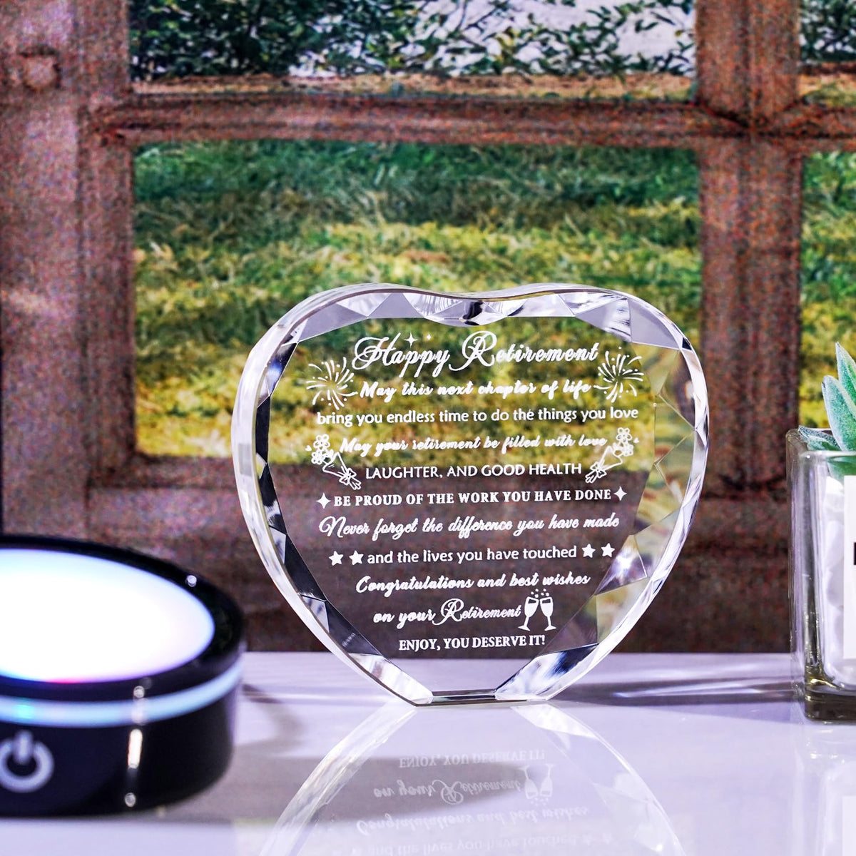 YWHL crystal stand keeps the keepsake stable on desks