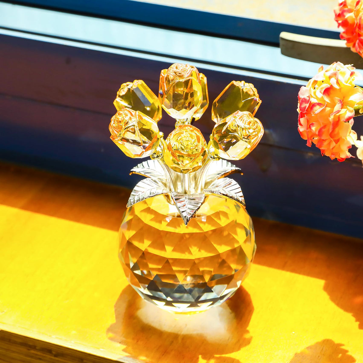 YWHL crystal rose decor enhances weddings or parties with timeless charm.