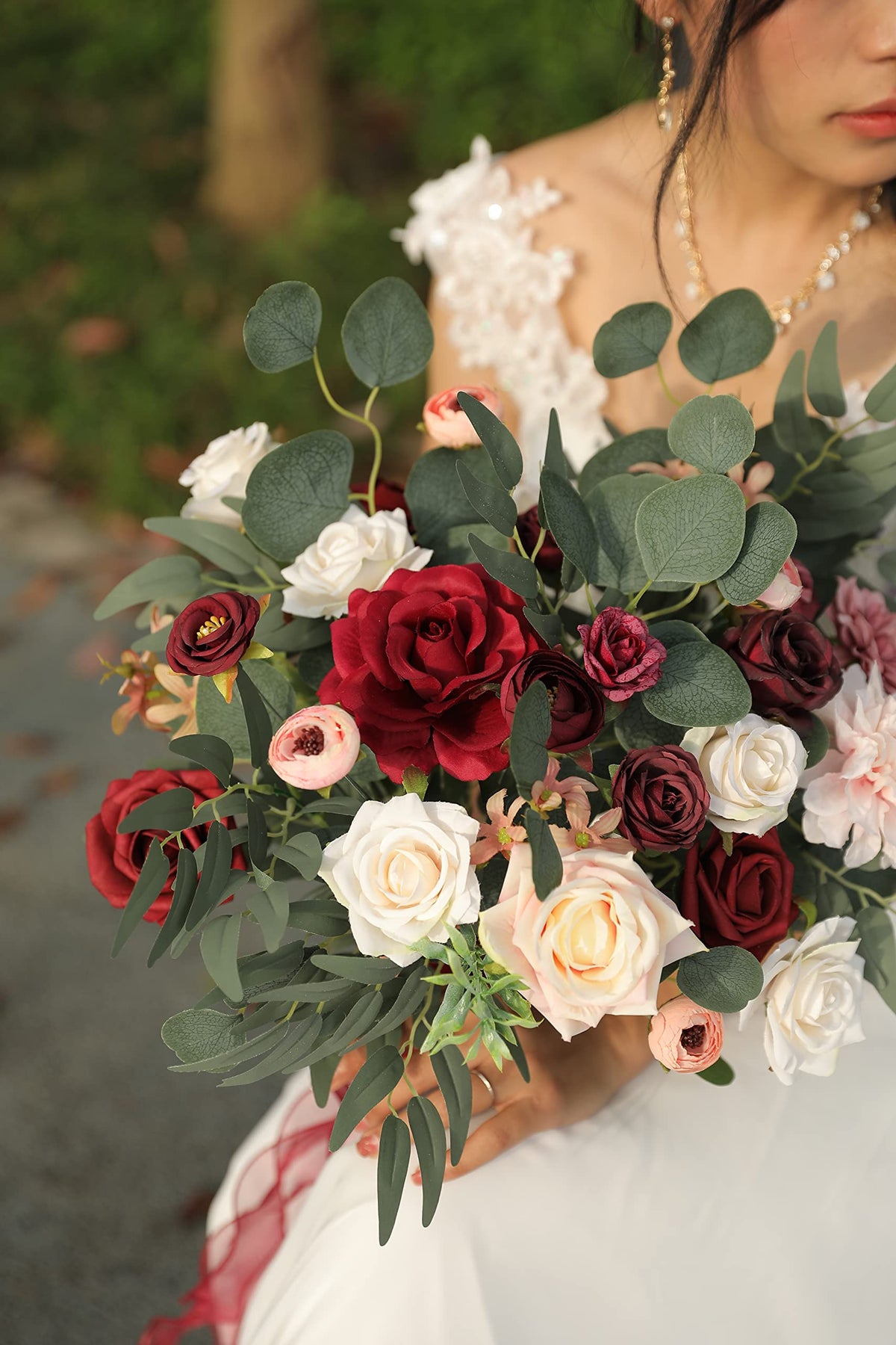 YYHUAWU DIY bouquet setup with burgundy florals for centerpiece ideas.