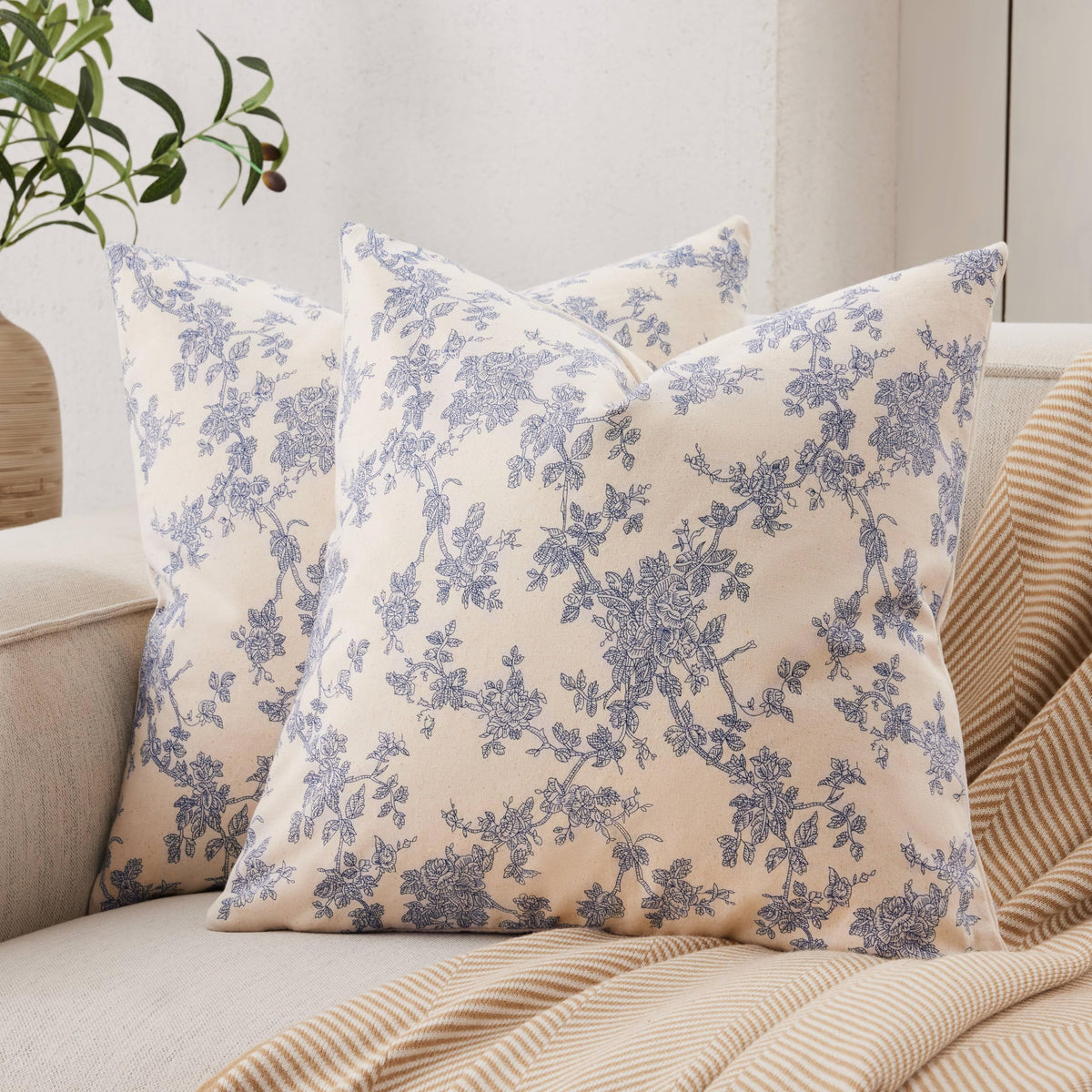 YZJZEDS blue-front French pastoral pillow cover enhances sofa decor with farmhouse charm