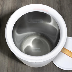 Zadro towel warmer bucket safety design, anti-corrosion stainless tub details.