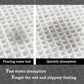 ZALL machine washable bath mat stays vibrant after cold-water washes.