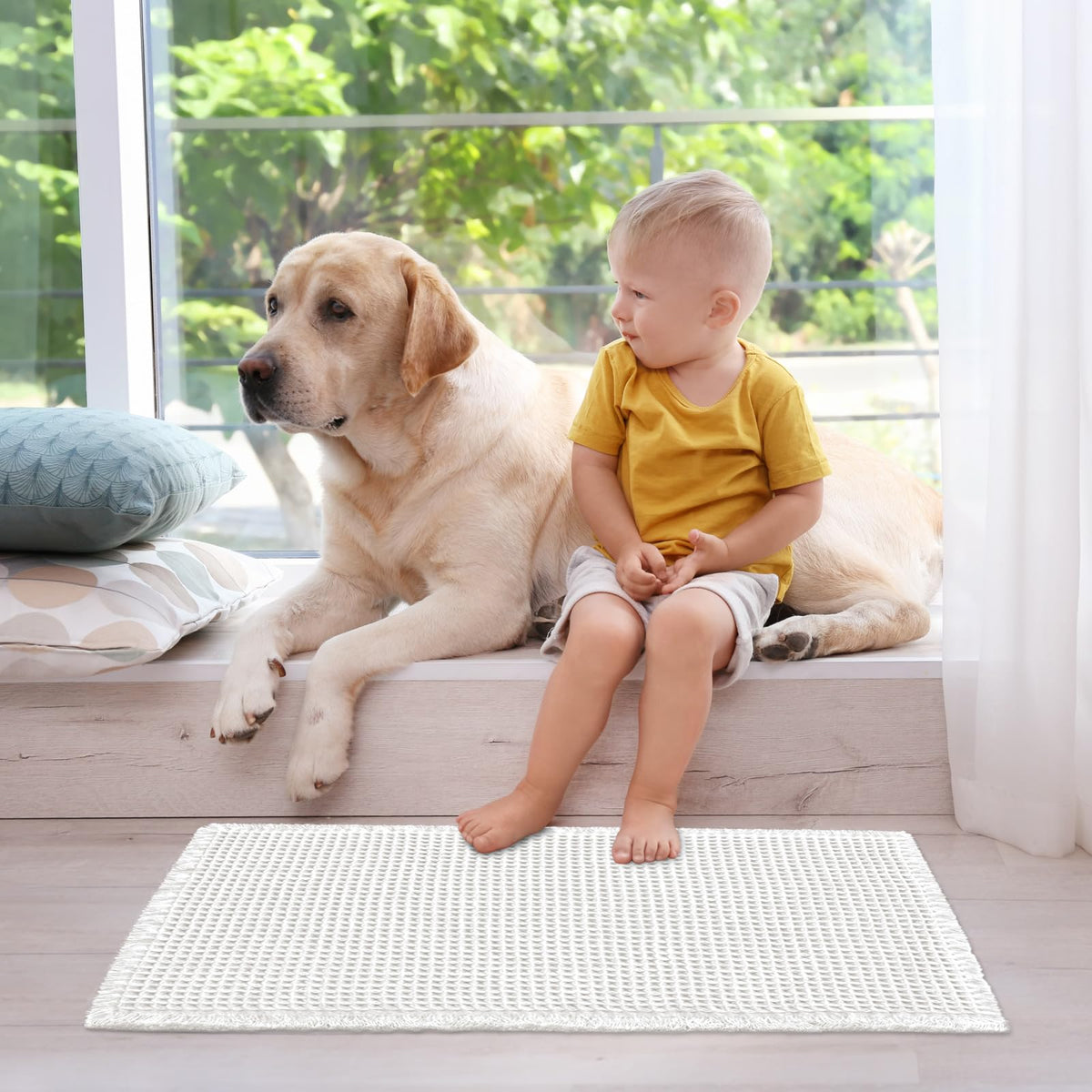 Soft three-dimensional waffle texture of ZALL mat offers comfortable underfoot after showers.