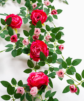 Zhixinyue rose garland used as living room decor accent