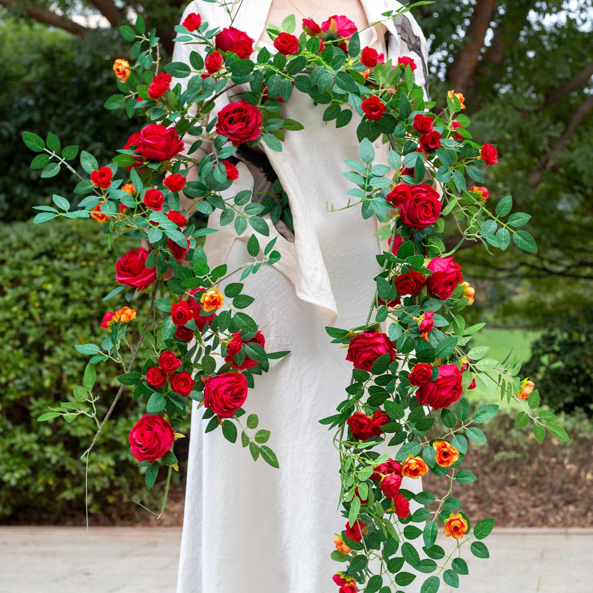 Zhixinyue silk rose flowers closeup highlights delicate petals and lifelike texture.
