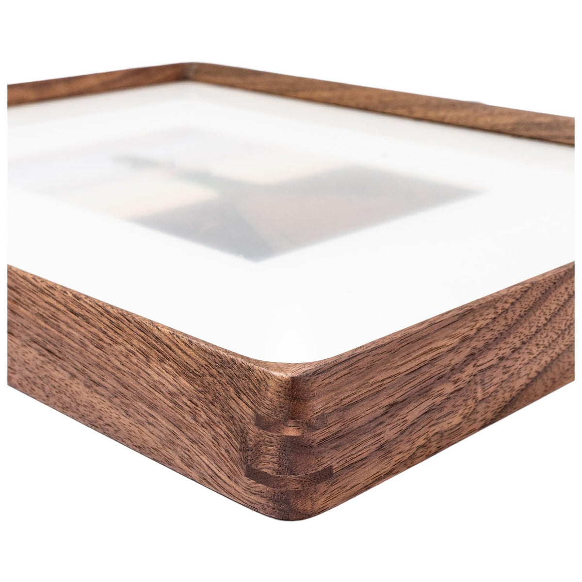 Zibrelte gallery-ready frame for wall or shelf displays in homes and cafes