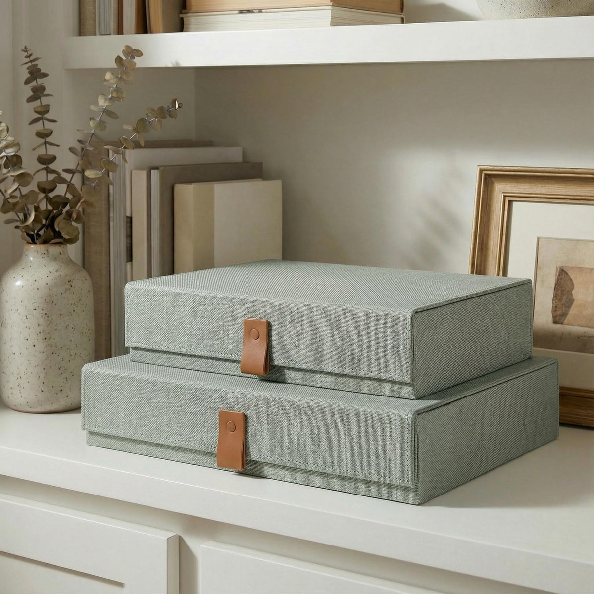 ZICOTO decorative photo storage box with small lid keeps photos organized and dust-free