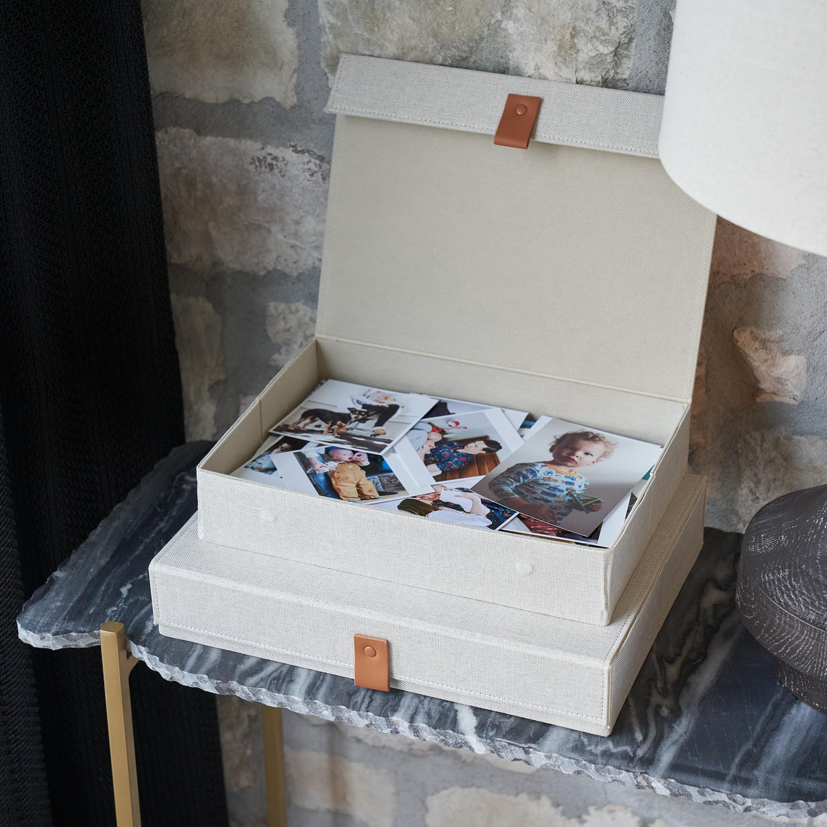 ZICOTO small photo box fits photos and cards neatly.