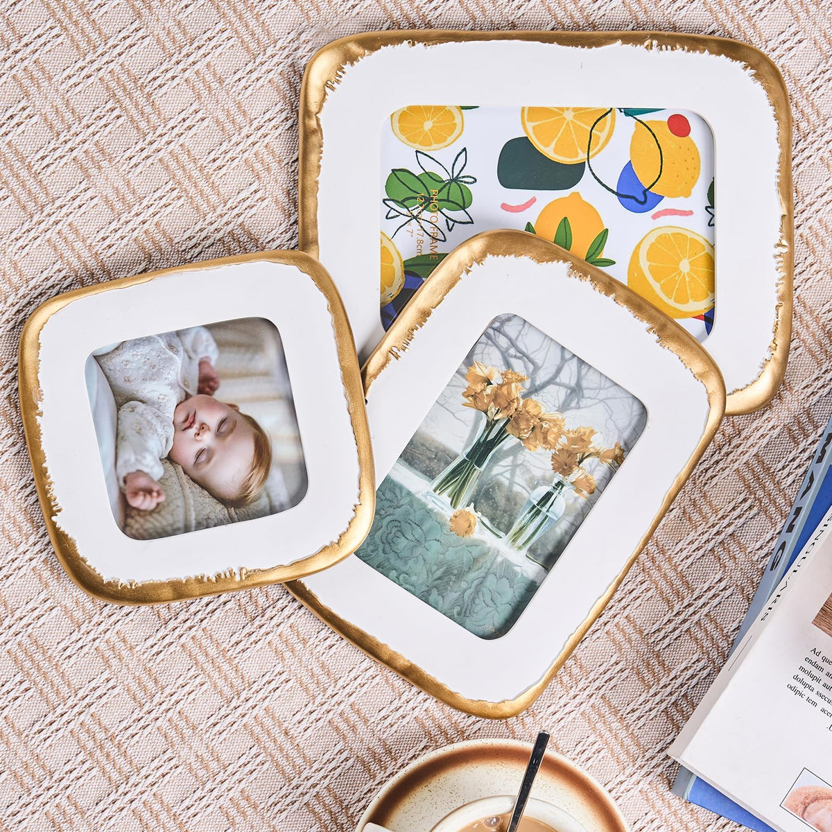 ZIHARA gift-ready frame, ideal decor for anniversaries or birthdays.