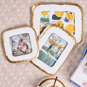 ZIHARA gift-ready frame, ideal decor for anniversaries or birthdays.