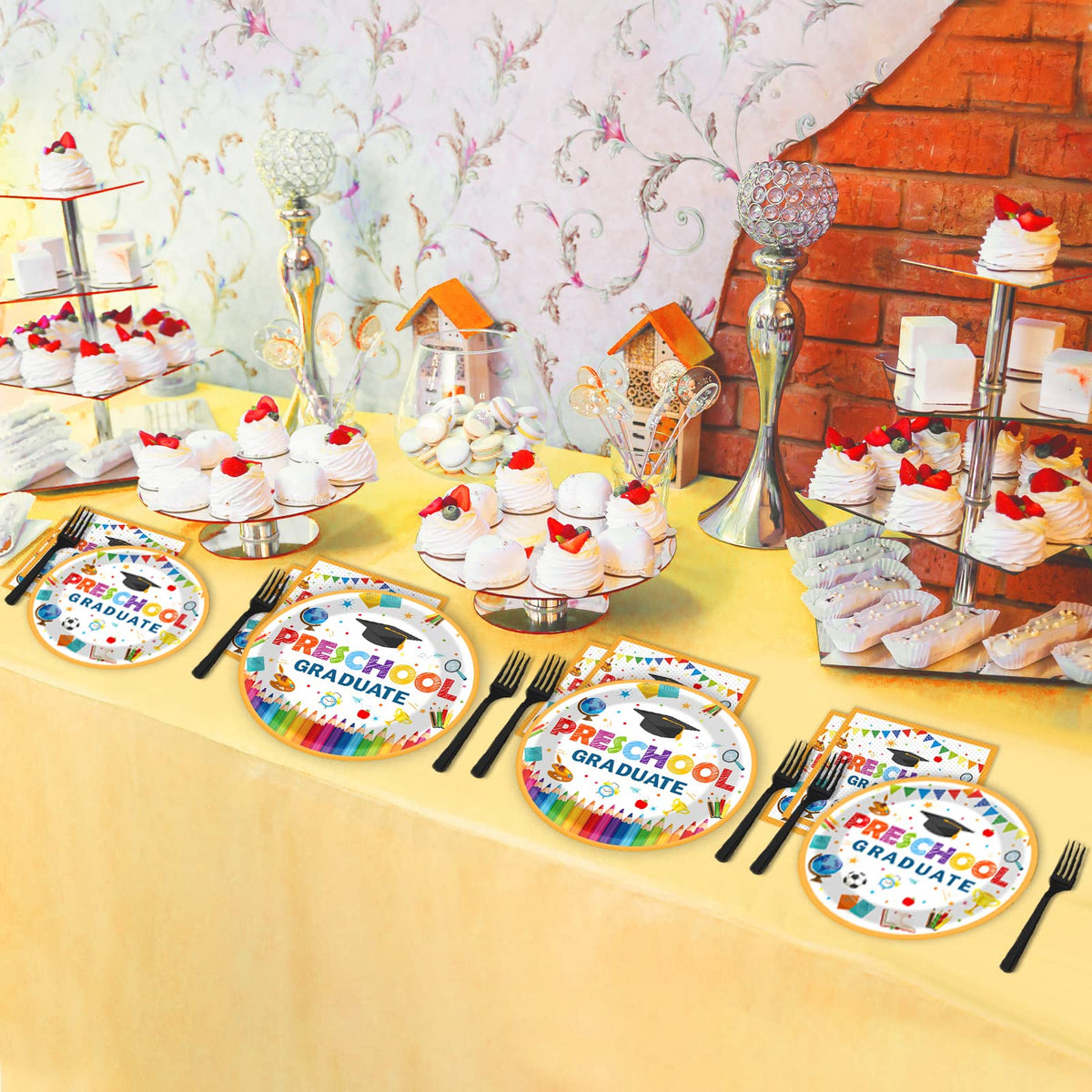 ZOIIWA preschool-grad-party-tablecloth-banner: Coordinating decor to frame the party scene.