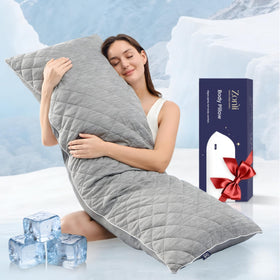 ZonLi cooling shell closeup highlights breathable quilted surface.