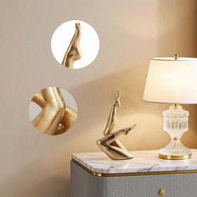 Zonsuli Golden Legs coffee-table display enhances living space.