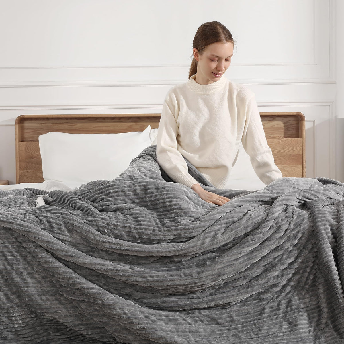 Zorvixia blanket emphasizes built-in overheat protection for safety.