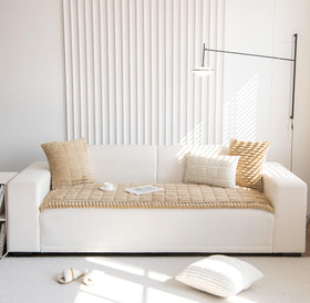 ZQFFB dog-friendly construction withstands paws while keeping style.
