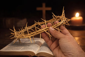 Zuluf Easter decor idea featuring a natural crown of thorns centerpiece.