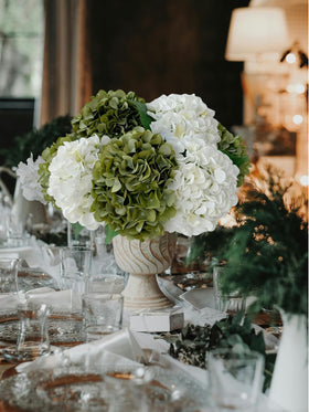 ZYTUYO soft-petal hydrangea texture offers dried-look visuals without wilting.