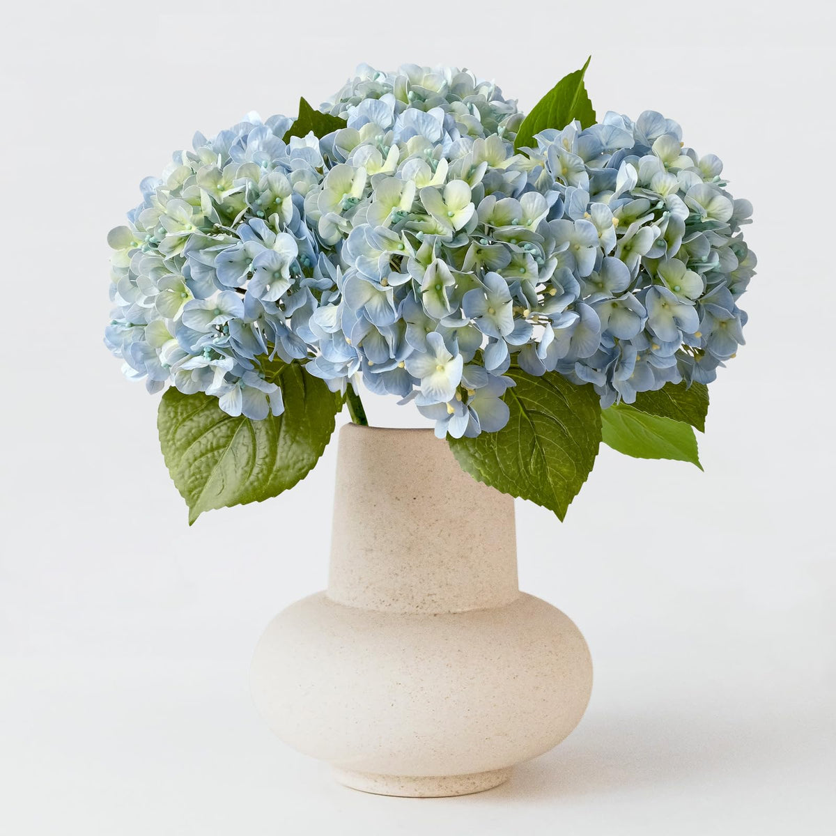 ZYTUYO artificial light blue hydrangea head close-up for elegant table decor