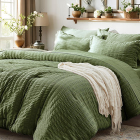 Zzlpp king-size olive-green seersucker comforter for all-season warmth