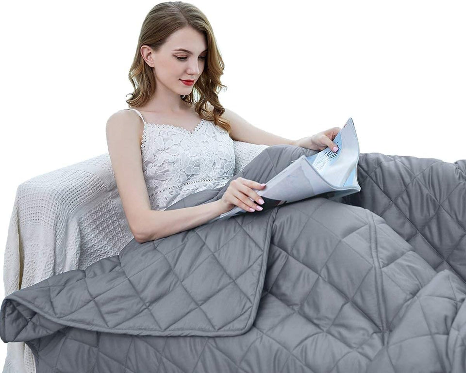 ZZZhen weighted blanket showing box stitching for even weight distribution and calm sleep.